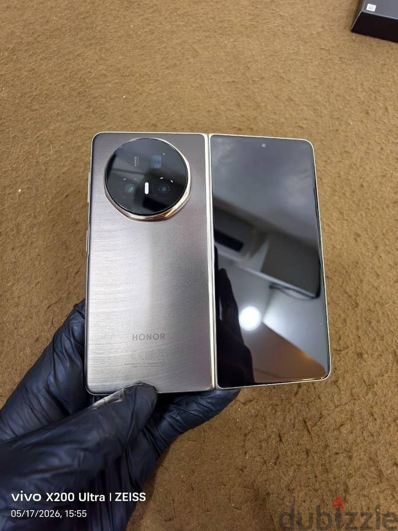 Honor Magic V5 1