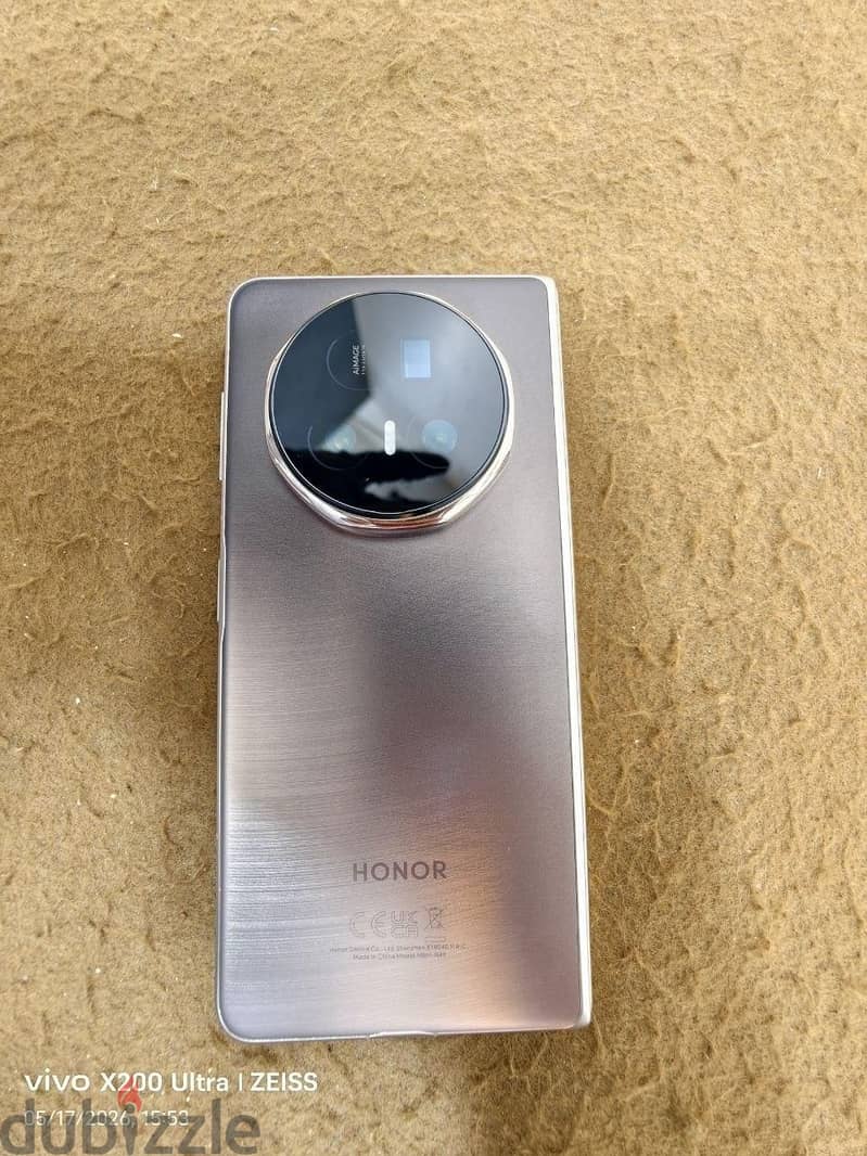 Honor Magic V5 7