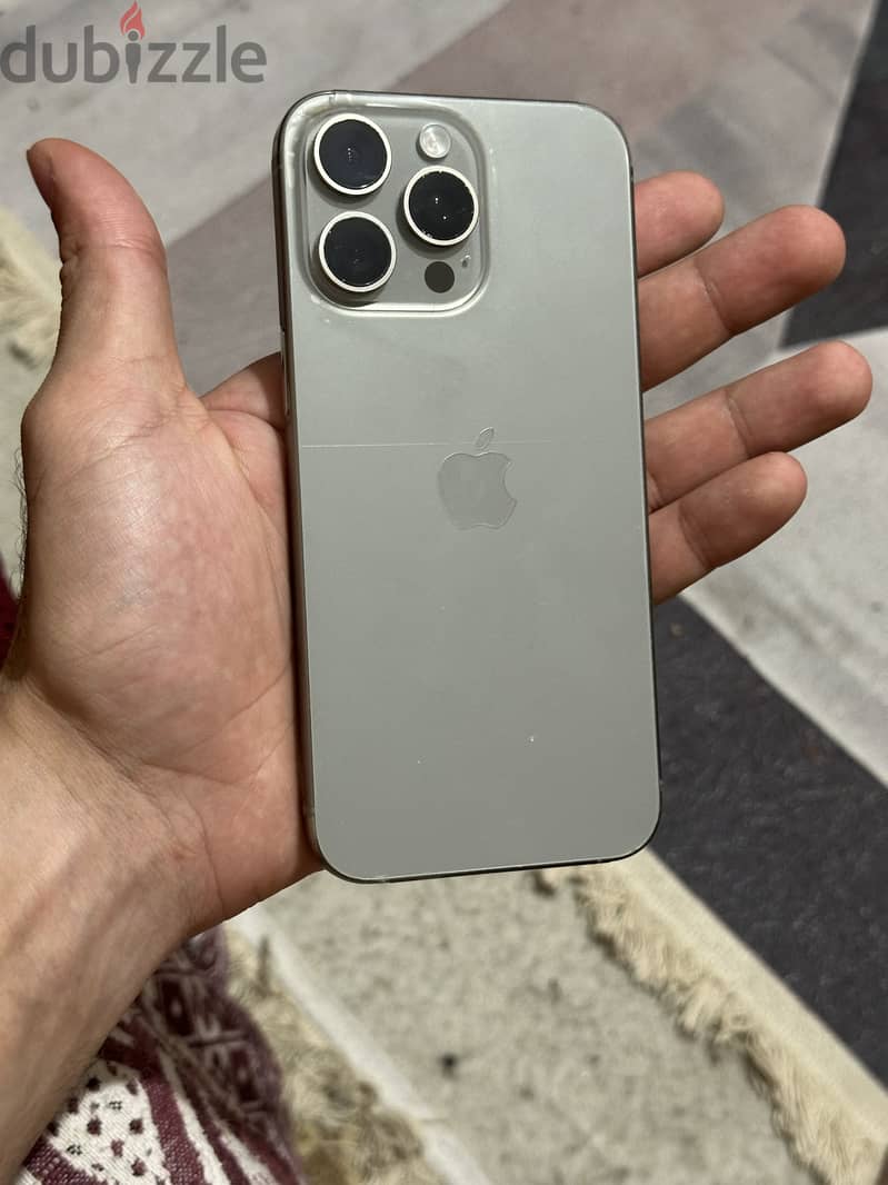 iPhone 15 pro Max 1