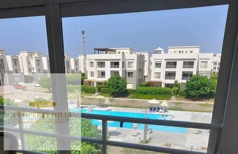 شاليه متشطب بالكامل  غرفتين للبيع في قرية امواج الساحل الشمالي سيدي عبدالرحمن متشطب بالكامل ب اكسيز كاملة علي البحر والخدمات  تقسيط حتي 8سنين