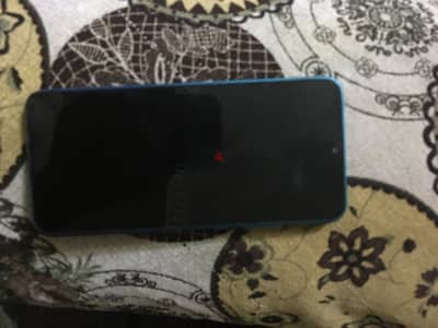 جهاز ريلمي يحتاج صيانه بس كل حاجه فيه سليمه وتقريبا كالجديدة