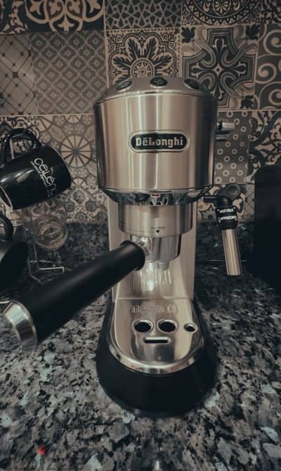 Delonghi Dedica EC685