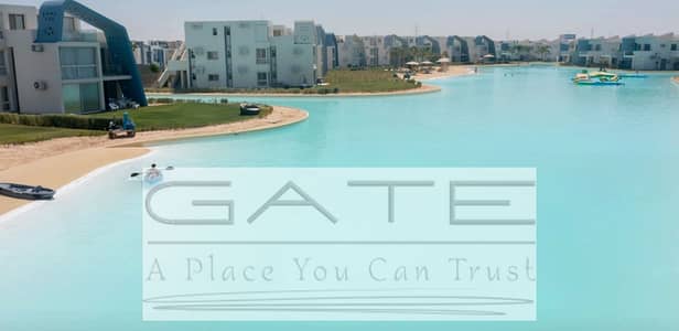 Ground floor chalet with garden for sale in Fouka Bay – Direct Lagoon, 120m² + garden 150m², super deluxe finishing - delivery 2027