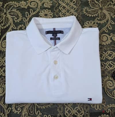 Tommy Hilfiger Polo Shirt  Tommy HiiFit  Polo Shirt Large   price 2000