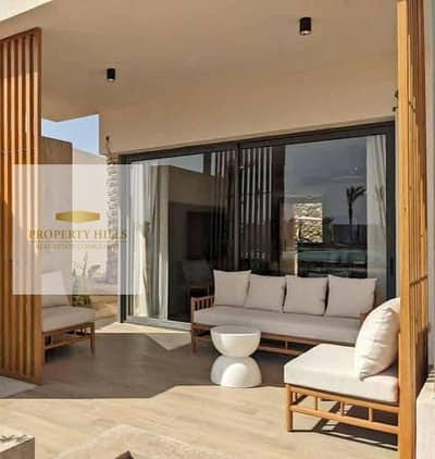 The latest color stand at a special price in Jaya Ras Al Hikma, with a clear sea view directly on the pools, with installment system for 8 years, next to Mountain View and Hassan Allam.