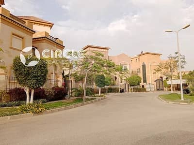 تشطيب الترا مودرن ١٠٠٠م فيلا ستاندالون بموقع متميز ٩ غرف نوم للبيع في مينا جاردن سيتي 6 اكتوبر الشيخ زايد Mena Garden City 6th of October Sheikh Zayed