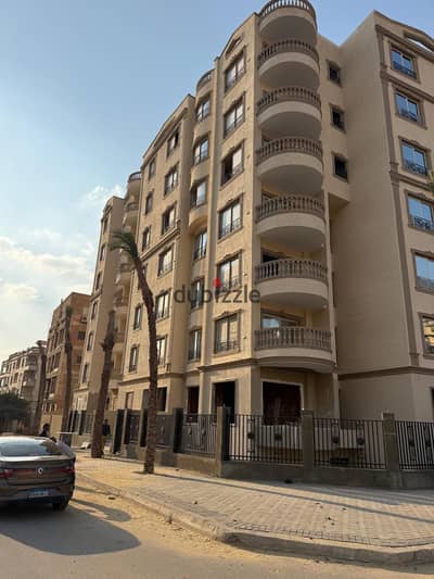 ready to move apartment Mokattam