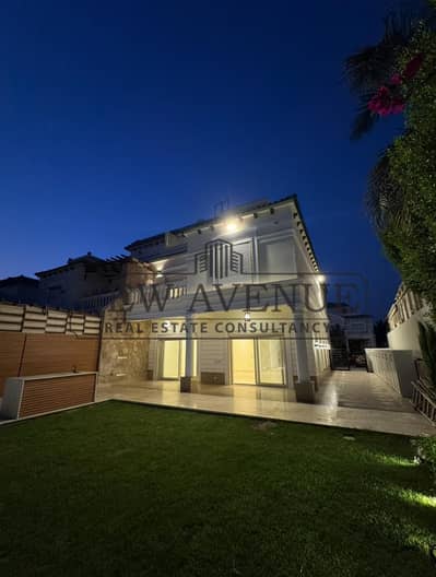 ڤيلا للايجار بكمبوند لاندمارك ڤيلدج القاهرة الجديدة | Landmark Village Compound New Cairo بالمطبخ و الاجهزة ٣ غرف و غرفة معيشة و غرفة مربية