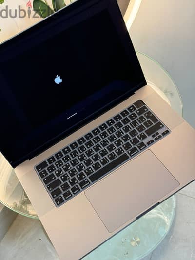   MacBook Pro (16-inch, M3 Pro  12-core CPU,  18-core GPU,36GB R