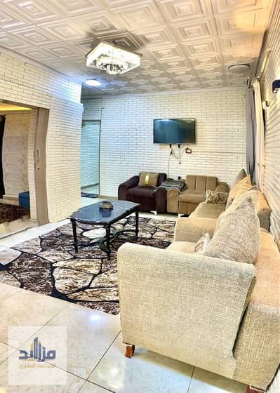 From the owner, furnished rental