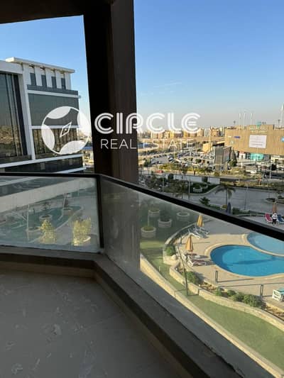 لوكيشن مميز دوبلكس ٢٠٢م ٣ غرف نوم ماستر للبيع في بورتو نيو كايرو عامر جروب التجمع الخامس بالقرب من الـ AUC بالقاهرة الجديدة Porto New Cairo Amer Group