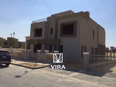 Standalone Villa for Sale in Golf Extension – Prime Location with Landscape & Water Features View
