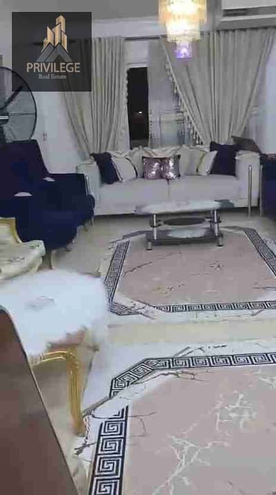 Apartment for sale in New Maadi, Al-Jazair Street, close to Carrefour Express, fully serviced, water, electricity, gas, 170m, private garage