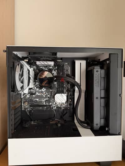 NZXT H500 + NZXT KRAKEN 53 + ASROCK B450M STEEL LEGEND + PSU