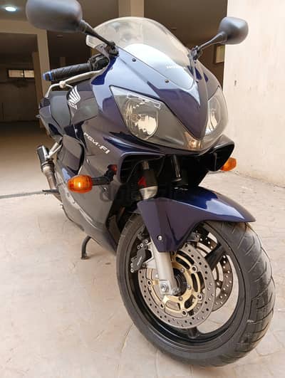 Honda CBR f4i