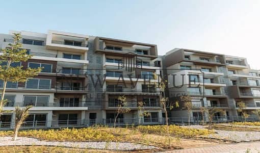 شقة مميزة للبيع في بالم هيلز نيو كايرو Palm Hills New Cairo بحديقة جاهزة للاستلام علي الطوب الاحمر