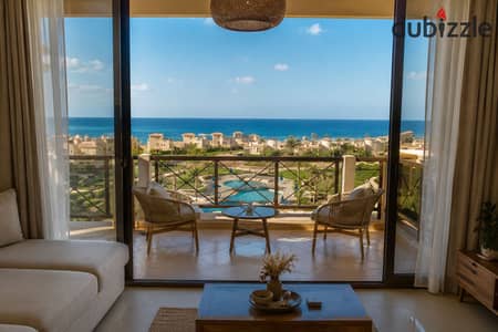 بمقدم 10% انتهز فرصة شاليه بحري متشطب فندقي بView بحر بانورامي للبيع الفوري في ارقى Resort على البحر مباشرة العين السخنة