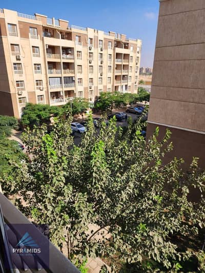 للبيع شقة مميزة في مدينتي – مرحلة B7  فرصة رائعة للسكن أو الاستثمار في واحدة من أكثر مراحل مدينتي طلبًا، بموقع مميز قريب جدًا من الخدمات
