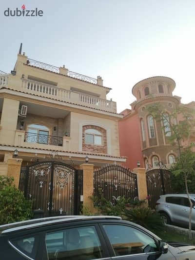 For Sale – The Largest & Most Luxurious Twin House in Yasmeen Compound – Sheikh Zayed
