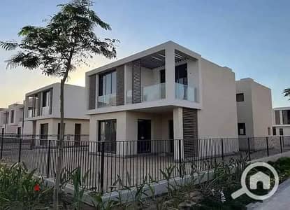 تاون هاوس استلام فورى فى كمبوند فاي من شركة سوديك برايم لوكيشن بالقرب من بيفرلى هيلز بالشيخ زايد