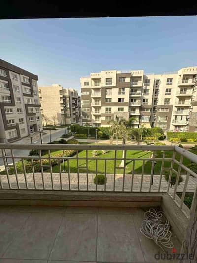 Apartment for rent under new law in Madinaty in b12 next to services directly