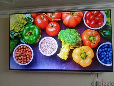 شاشه توشيبا 55 بوصه سمارت  4k رسيفر داخلي حاله ممتازه جدا