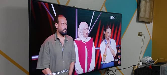 عدد 2 شاشه واحده 55 وواحده 50 4k