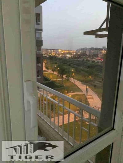 Apartment for rent 140m  New Law  in front of the services
