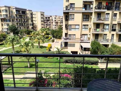  شقة لقطة للإيجار في مدينتي - B8    أول سكن - لم تُسكن من قبل  المجاورة 83 - الدور التاني - فيو جاردن   المساحة: 156 م²   التفاصيل: - 3 غرف نوم منهم غرفة ماستر - 2 حمام - تشطيب سوبر لوكس وجاهزة للسكن   العقد: سنتين  النظام: تأمين شهرين + شهر مقدم