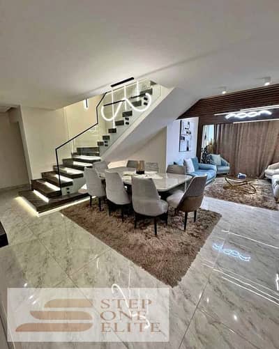 Duplex for sale with private garden, half price, double view, in the city of Sur.