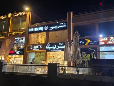 محل تجارى 50 م متشطب للايجار بلوكيشن مميز