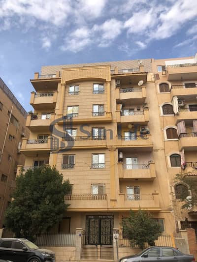 للبيع شقة 140 م بمليون و 850 الف متشطبه في مدينة الفردوس الاستثماري امام دريم لاند وبجوار حي الاشجار 6 اكتوبر