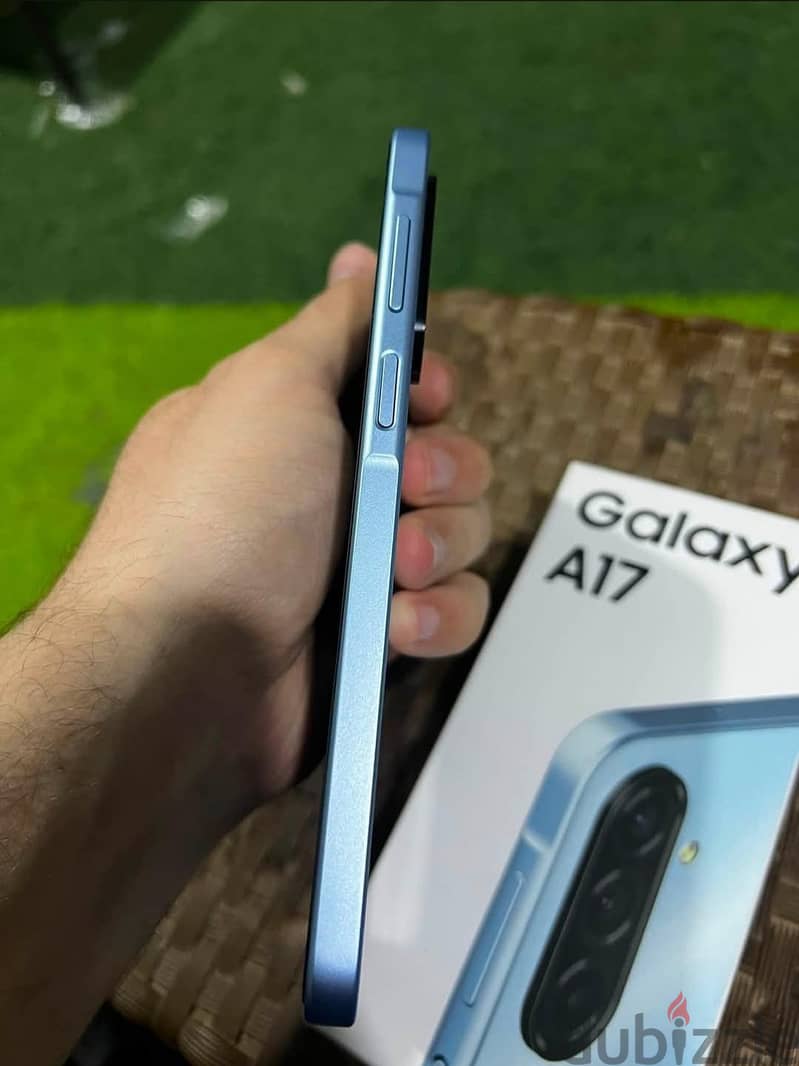 Samsung A17 1