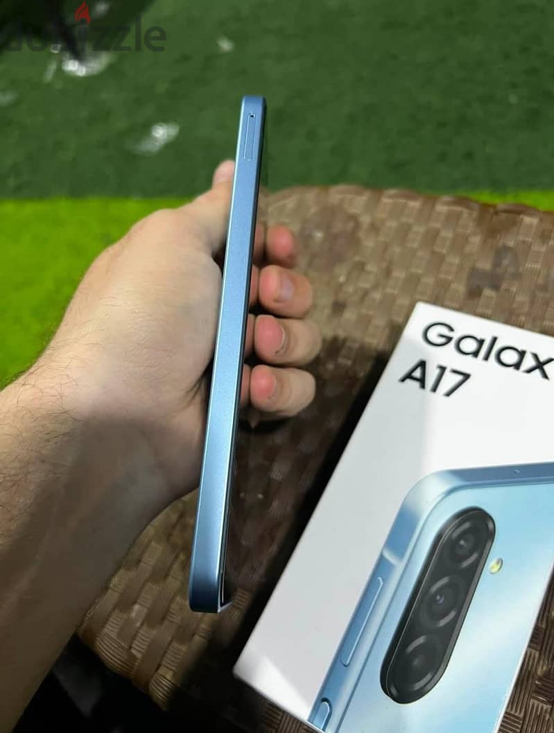 Samsung A17 2