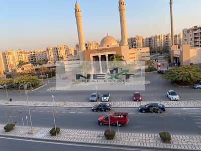 للايجار في مدينتي شقه قانون جديد تشطيب خاص بالتكيفات و سخنات فيو خدمات سعر تجاري دقيقه من ستريب مول و ساوث بارك