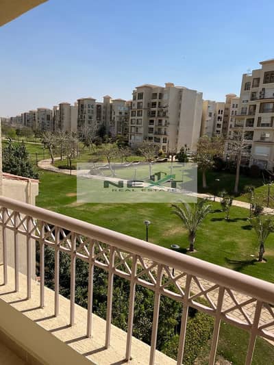 للايجار في مدينتي قانون جديد شقه 175 متر فيb1 فيو وايد جاردن بحري للوكيشن مميز جداا بجوار خدمات الb1 و Open Air mall  تشطيب شركه مميز جاهزه للسكن مميز