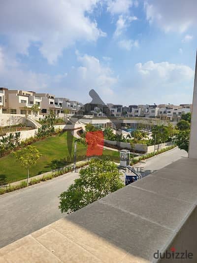 تاون هاوس للبيع في Soleya Compound