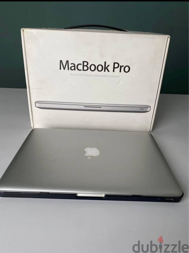 Mac book pro 2012 with Box 2
