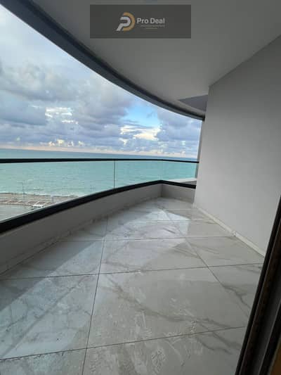 Apartment for sale, 190 sq m, super deluxe finishing, in Camp Caesar, on the sea