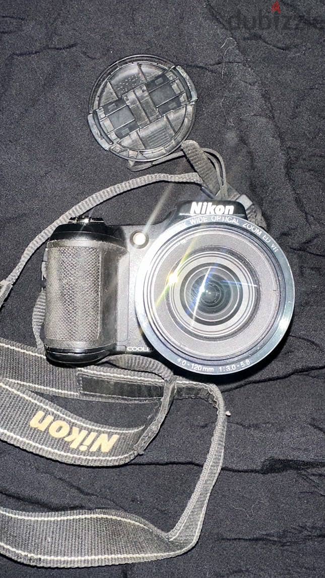 Nikon 4