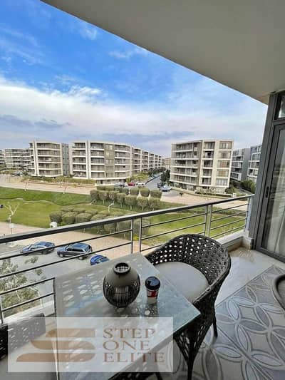 Last apartment for sale in Taj City, VIP location, opposite Cairo Airport gate, with a 50% discount.
