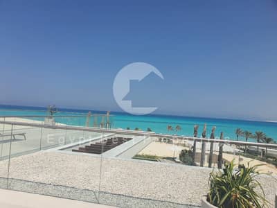 فرصه فاخره لأمتلاك شاليه 3 غرف صف اول للبحر مجهز بالكامل بالتكييفات بأسهل خطه سداد بمقدم قليل و تقسيط مرن على 8 سنين في اوجامي من سوديك