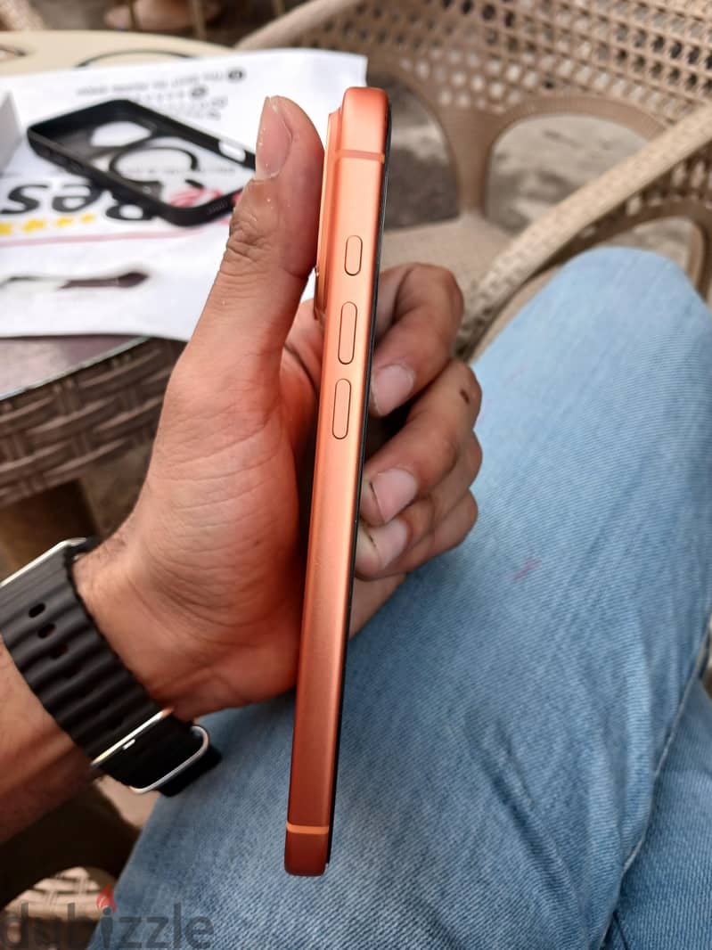 iphon 17 pro max 4
