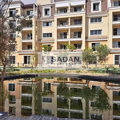 شقة للبيع بخصم 50 % في قلب مدينة المستقبل علي طريق السويس مباشرة في كمبوند سراي في مرحلة  Esse Residences                                            .