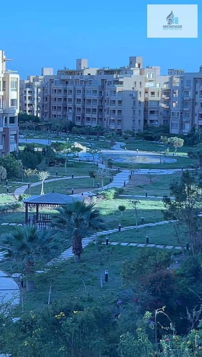 شقه 200م متشطبه في كمبوند جاردن هيلز