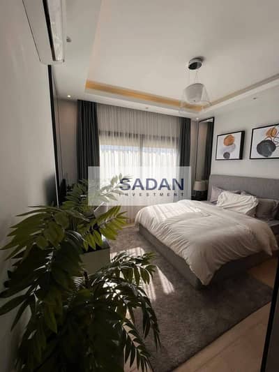 شقة للبيع بخصم 50 % في قلب مدينة المستقبل علي طريق السويس مباشرة في كمبوند سراي في مرحلة Esse Residences                                             .