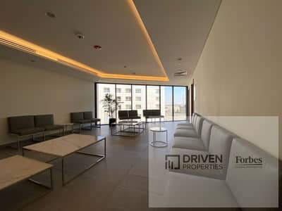 عيادة متشطبة بالكامل للإيجار في بيفرلي هيلز ويست ميديكال الشيخ زايد سوديك ويست  West Medical Beverly Hills Sheikh Zayed Sodic West