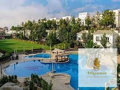 اي فيلا 5 غرف في  MV park اي سيتي التجمع استلام فوري بسعر مغري جدا و فيو مميز