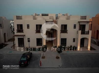فيلا توأم مميزة للبيع في مرتفعات مكادي - البحر الأحمر