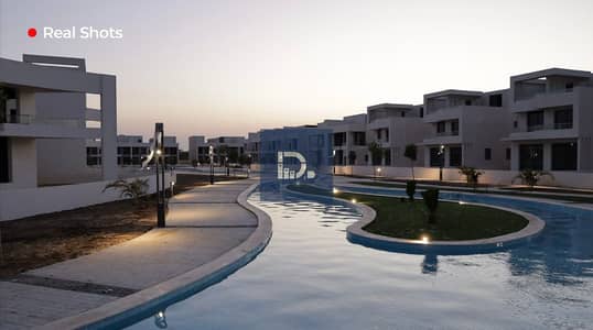  Stand Alone Villa في Lake West 2  4 غرف + ليفينج بموقع مميز دقيقة من وصلة دهشور  استلام 2026 وتقسيط 5 سنين